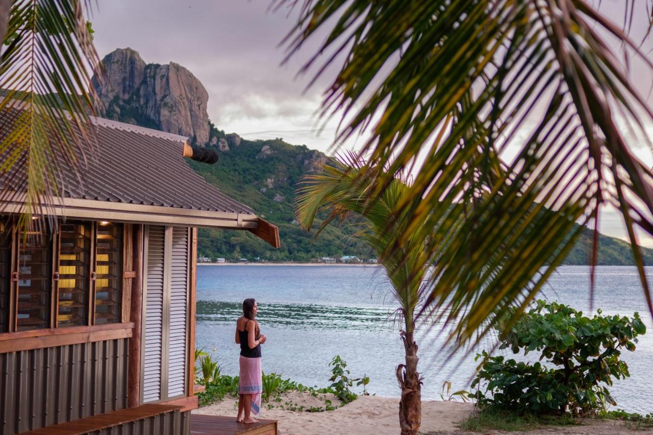 Lodge Barefoot Kuata Island