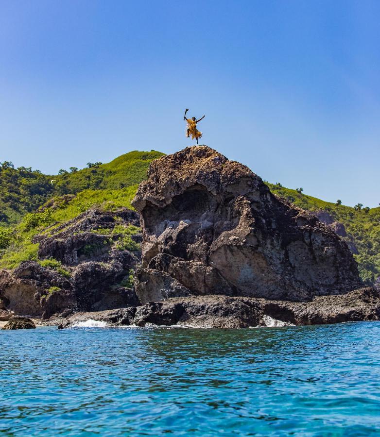 Lodge Barefoot Kuata Island