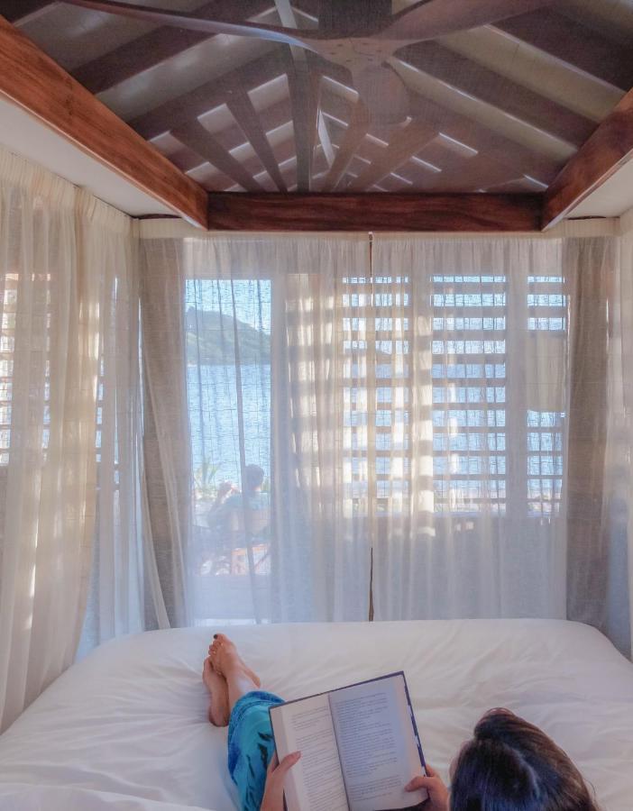 Barefoot Lodge *