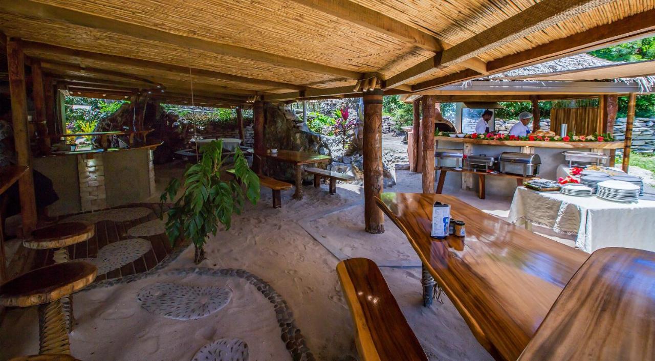 Lodge Barefoot