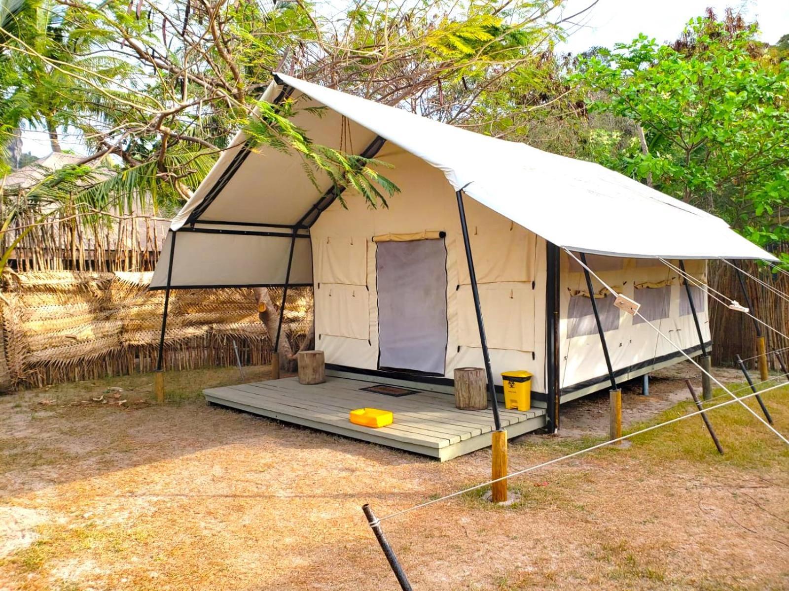 Barefoot Lodge Kuata Island